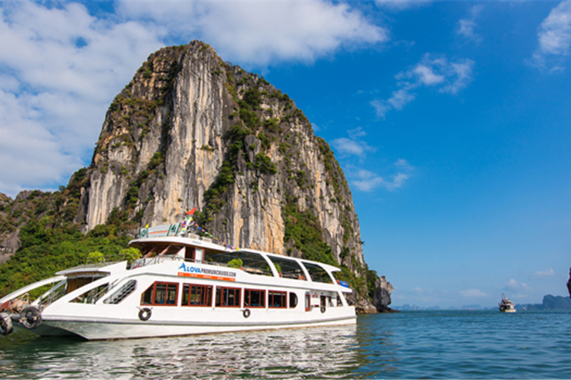 City Escape: Halong Bay Day Trip From Hanoi