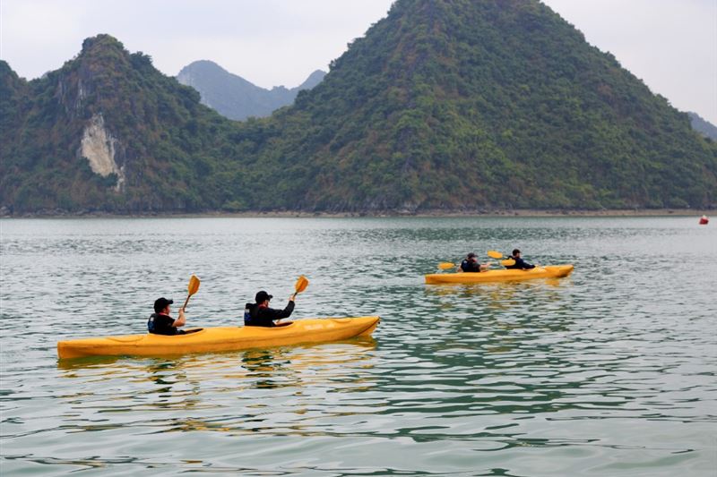 Best Halong Bay Overnight Cruise From Hanoi