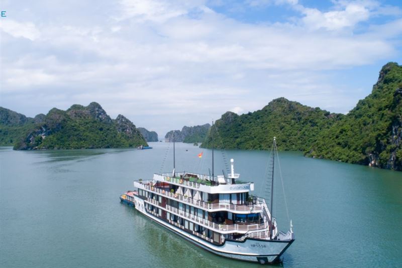 North Vietnam at a Glance: Halong bay & Sapa 5 days