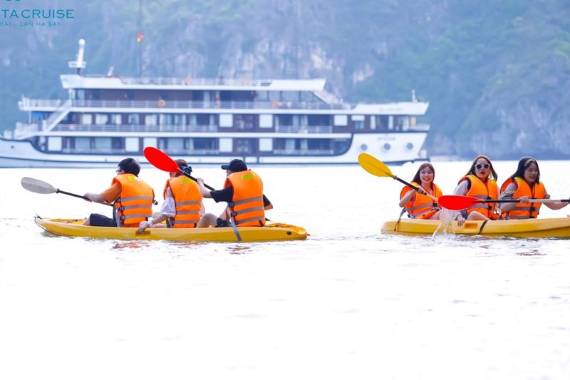 Hanoi - Hoa Lu - Tam Coc - Halong 5D4N