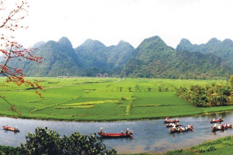 Perfume Pagoda Full Day Tour From Hanoi