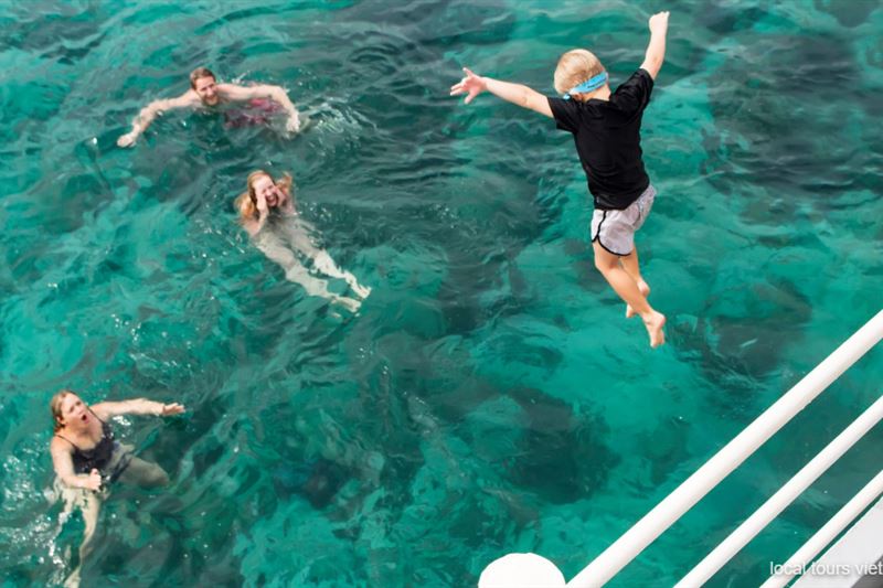 Snorkeling Trip to Explore Three Islands by Boat